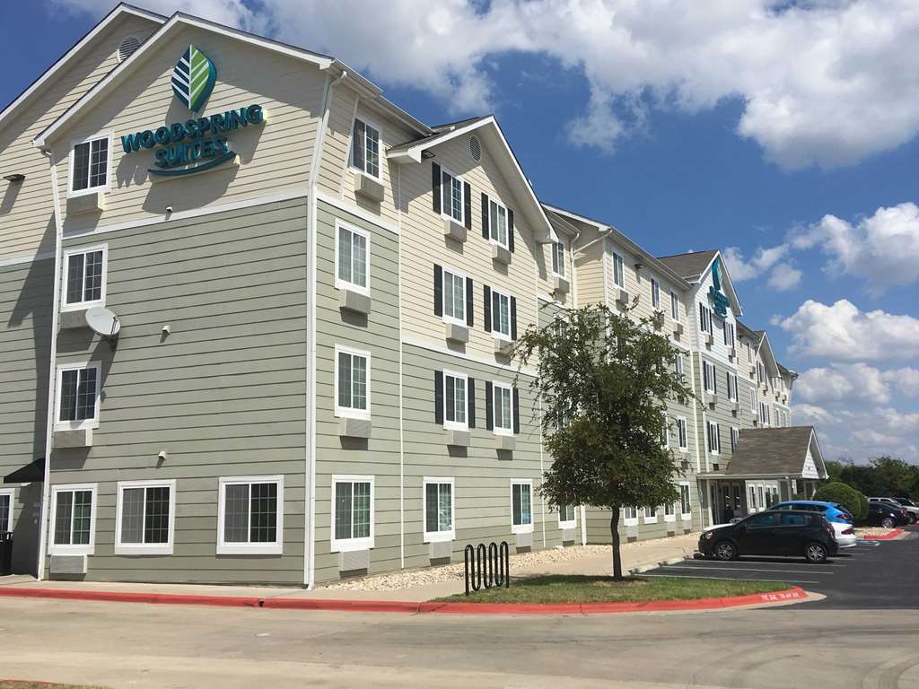 Woodspring Suites Topeka Eksteriør billede