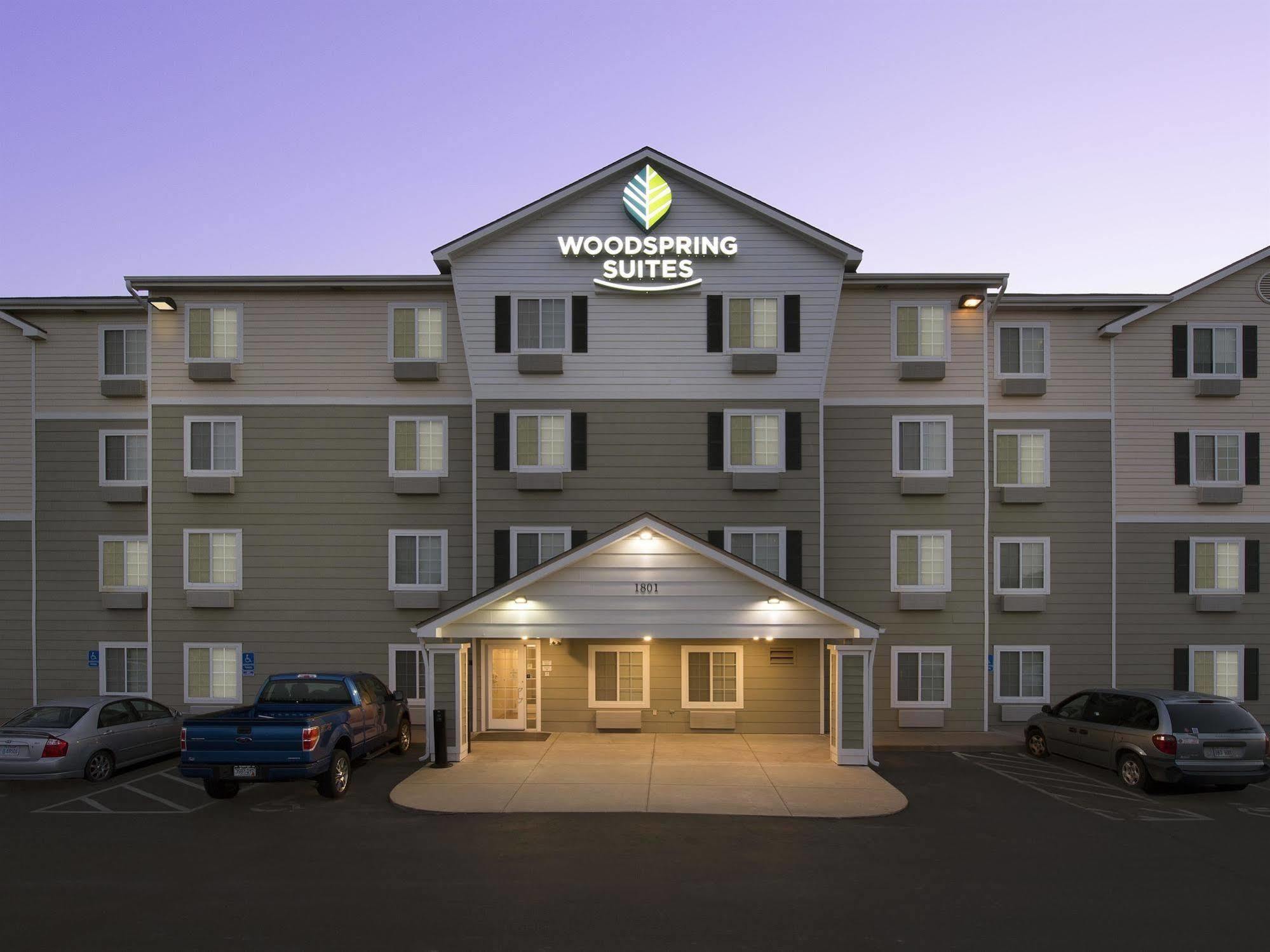 Woodspring Suites Topeka Eksteriør billede